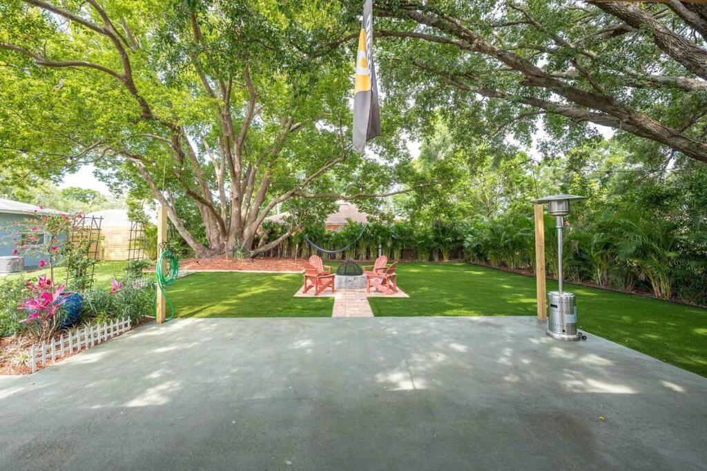 Holiday home Beautiful House, Walking Distance To Stadium Tampa