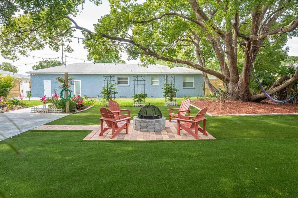 Holiday home Beautiful House, Walking Distance To Stadium