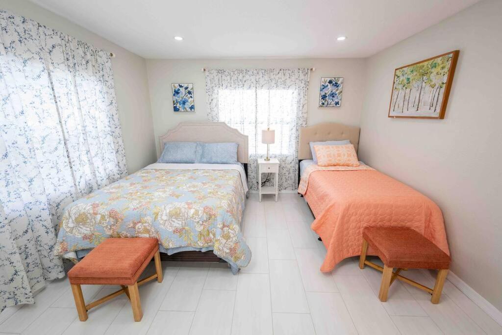 Holiday home Beautiful House, Walking Distance To Stadium