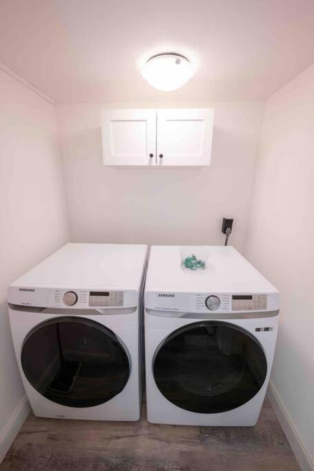 Beautiful House, Walking Distance To Stadium * Tampa